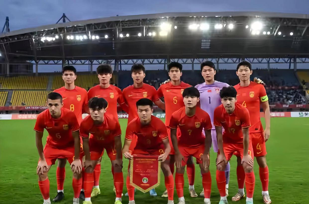 关于追逐梦想：亚洲球队在国际比赛中的不懈努力的信息